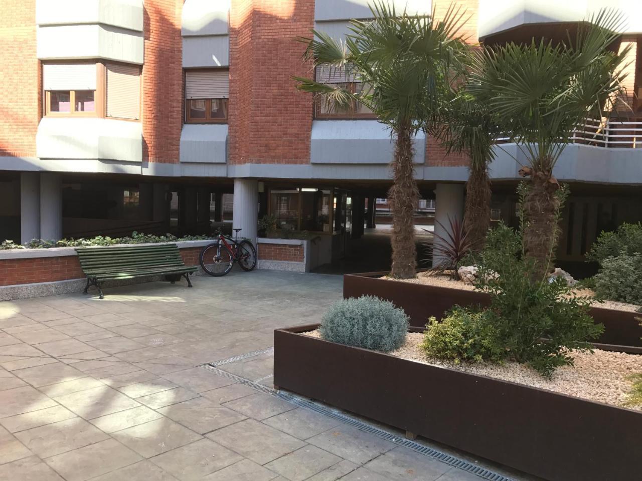 Pension Berceo Logroño Dış mekan fotoğraf