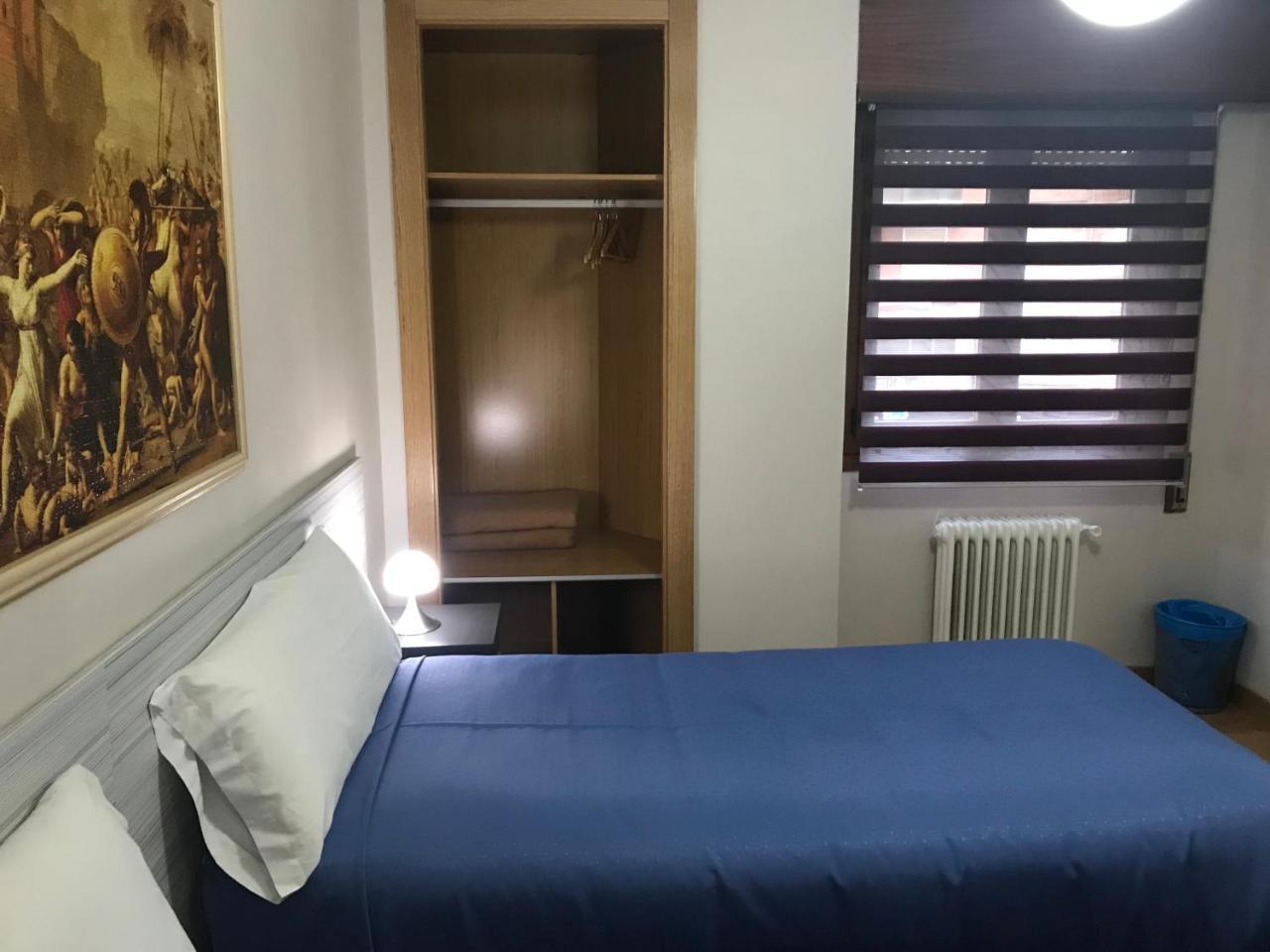 Pension Berceo Logroño Dış mekan fotoğraf
